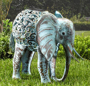 Eléphant lumineux en métal